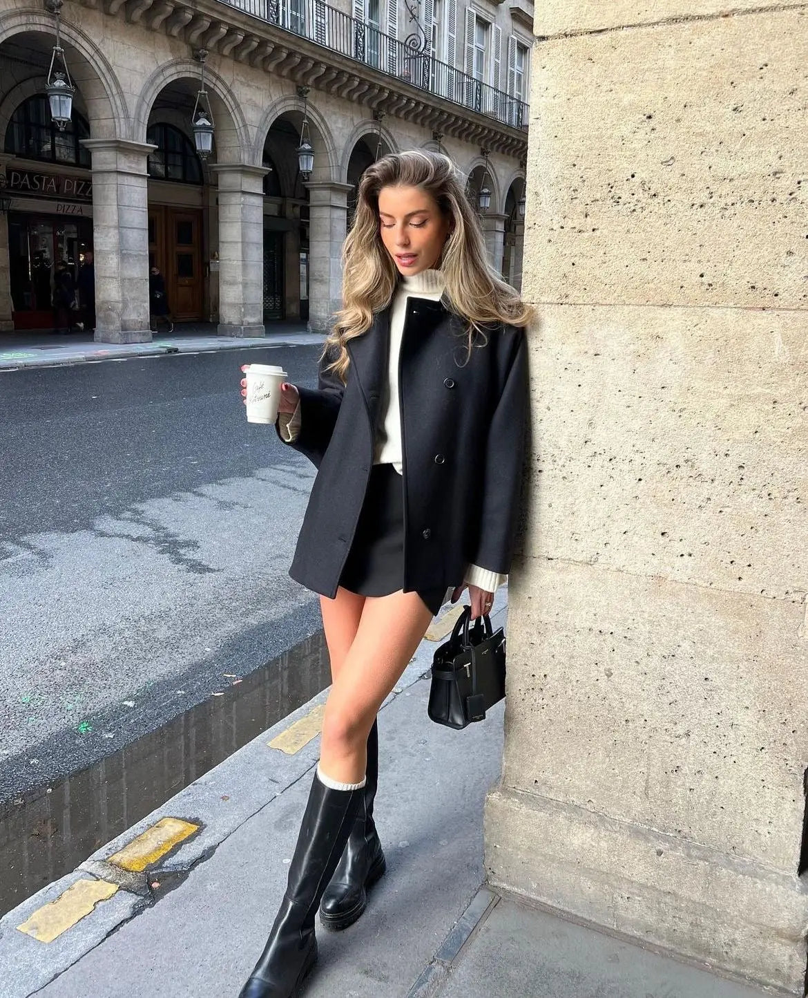 AMÉLIE | Oversized Wool Coat Valaire