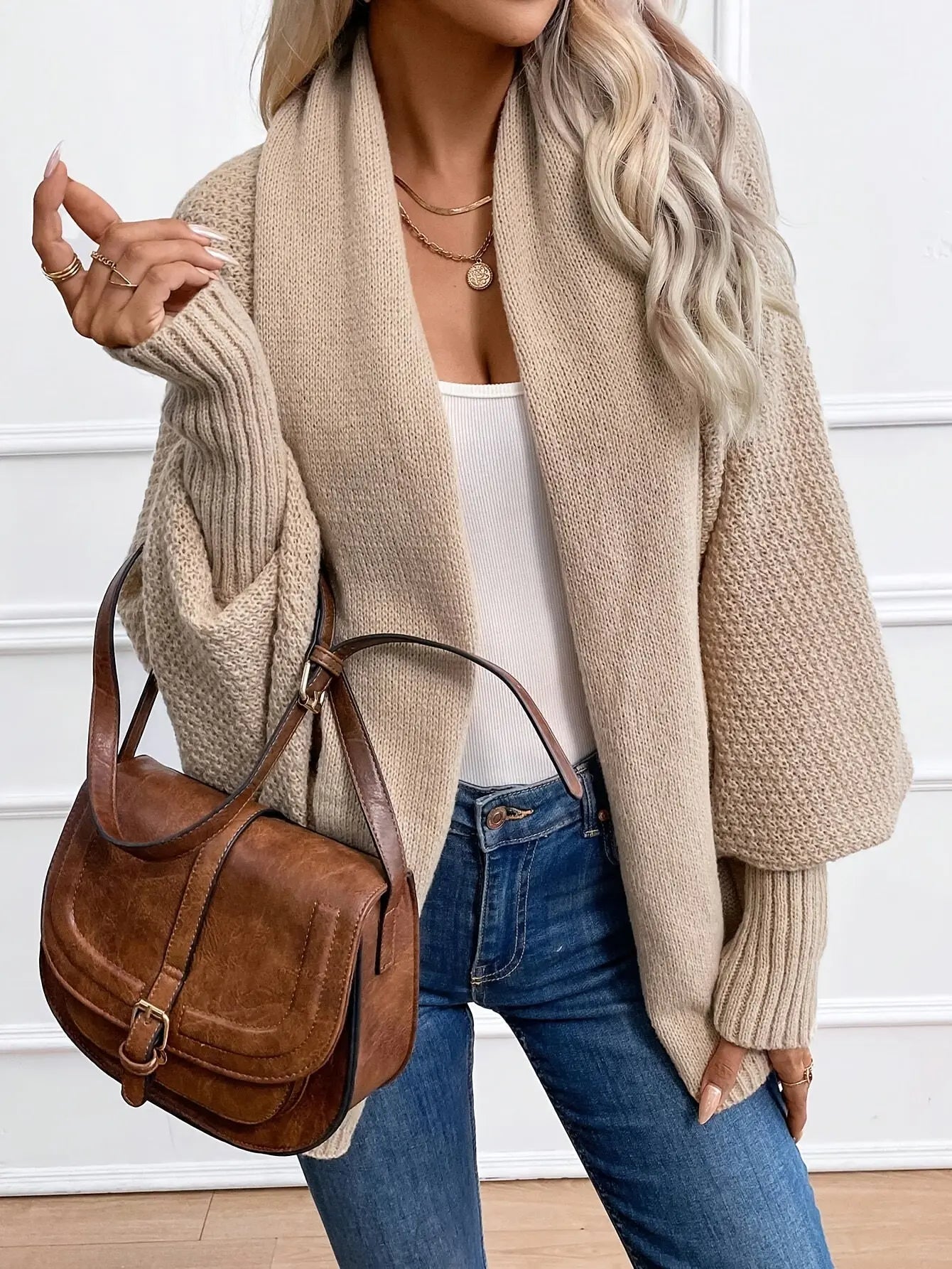 Sarah- Loose Cardigan Valaire